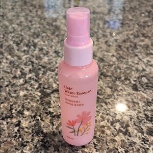 NWT Kwailnara Hair Mist Water Essence in White Floral scent Hair